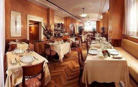 Hotel Cavour Milan