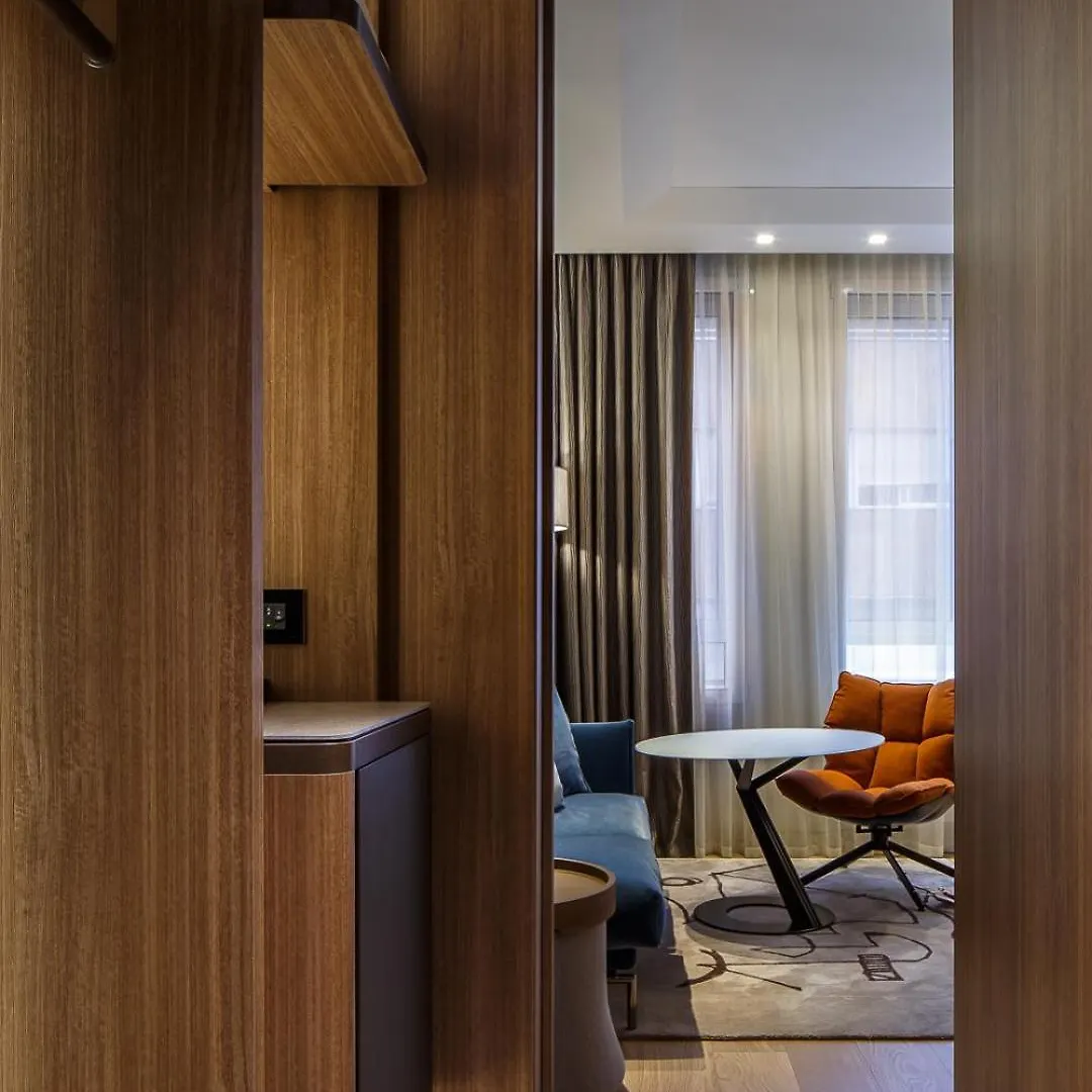 Hotel Cavour Milan