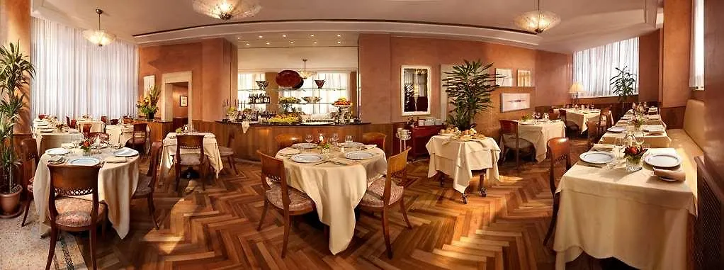 Hotel Cavour Milan