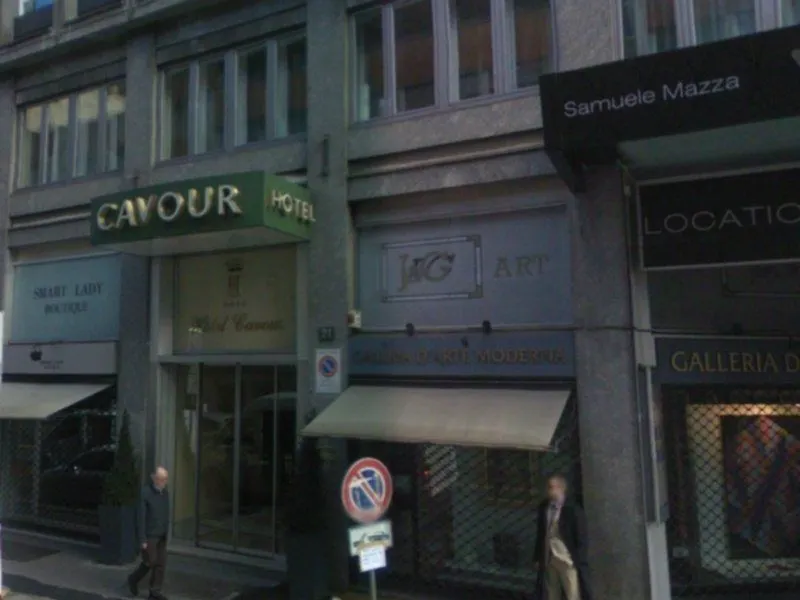 מילאנו Hotel Cavour