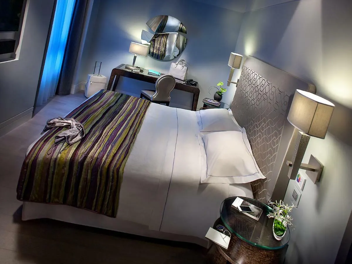 ****  Hotel Cavour Milano Italia